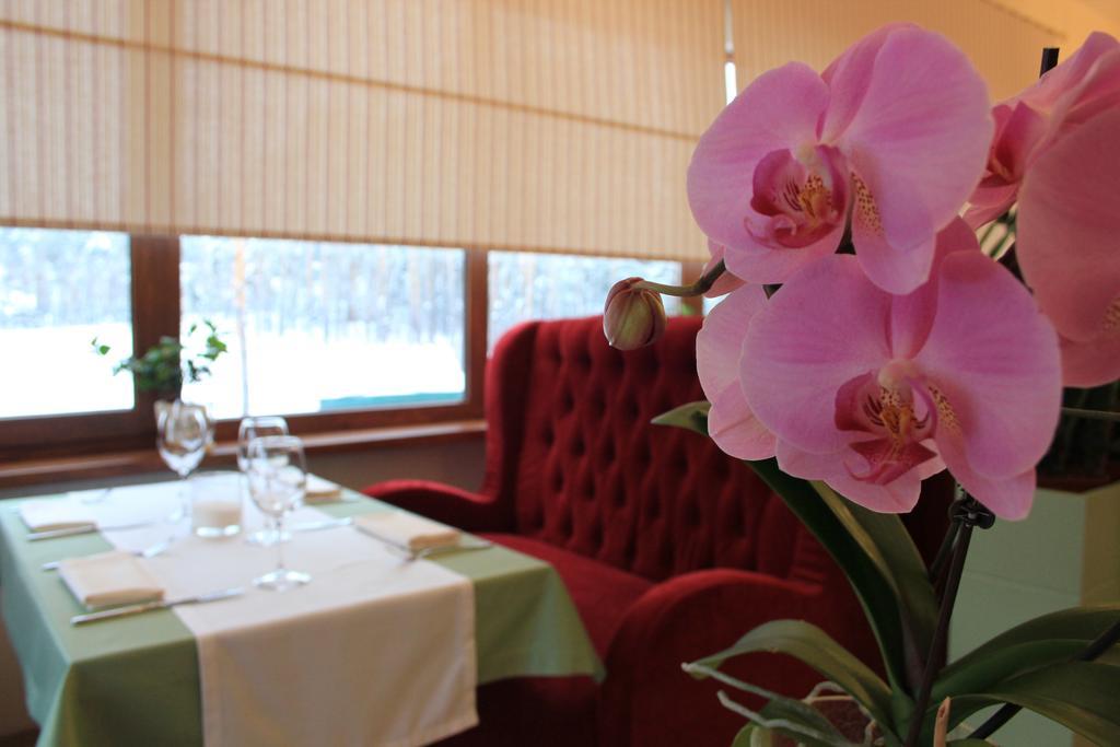 Seasons Spa Boutique Hotel Kozyn Exterior foto